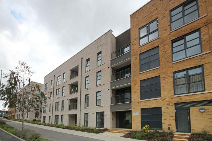 2 Bedroom Apartment To Rent In Eastern Avenue, Swanscombe, Kent, DA10