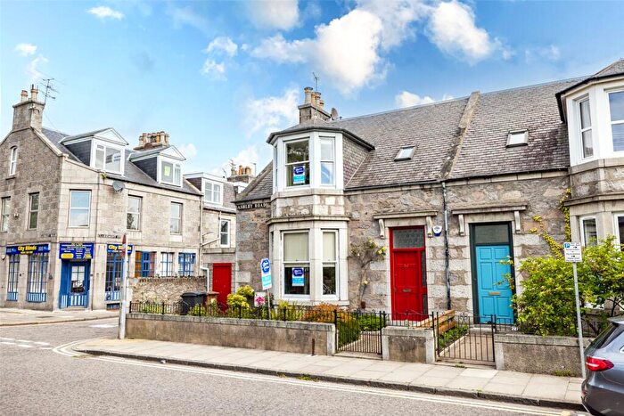 4 Bedroom End Of Terrace House To Rent In Ashley Road, Aberdeen, AB10