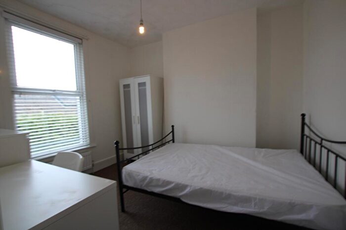 5 Bedroom House To Rent In Hanover Terrace, Brighton, BN2
