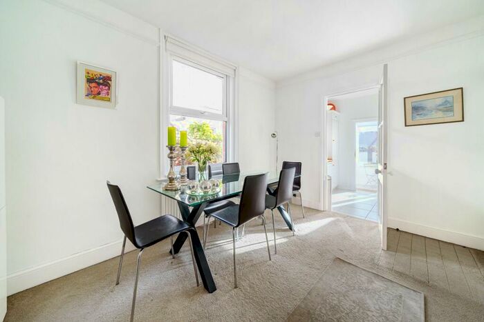 3 Bedroom Terraced House For Sale In Hillside Avenue, Exeter, EX4