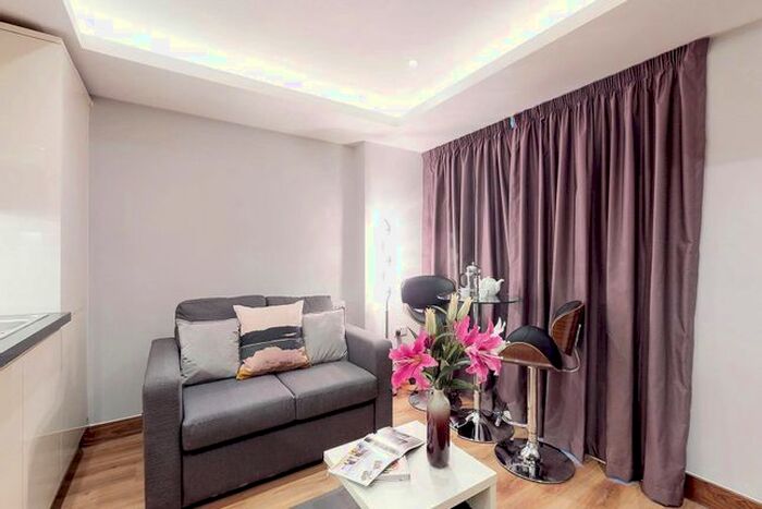 Studio To Rent In Apt, Oasis Residence #, LS2