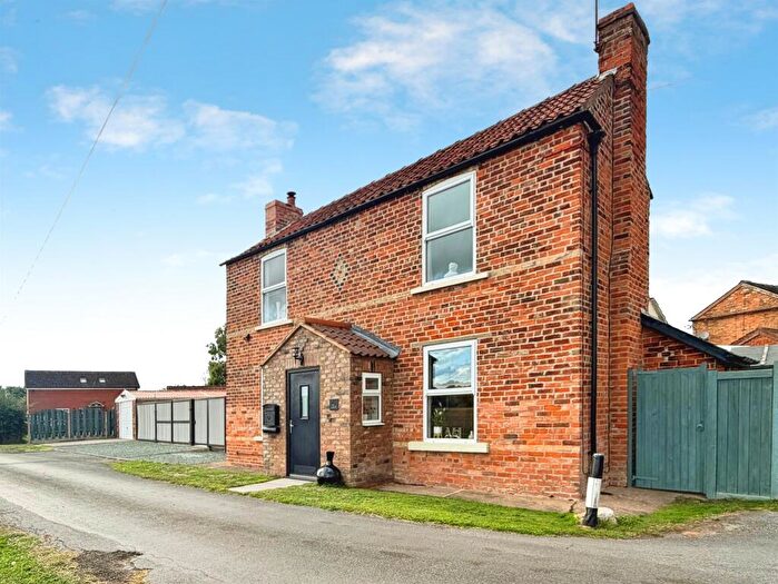 2 Bedroom Detached House For Sale In Mill Lane, Morton, Gainsborough, DN21