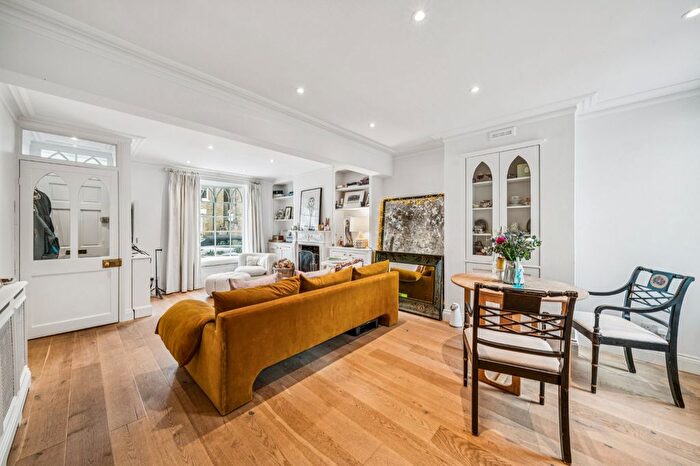 3 Bedroom Terraced House To Rent In Charles Street, Barnes, SW13