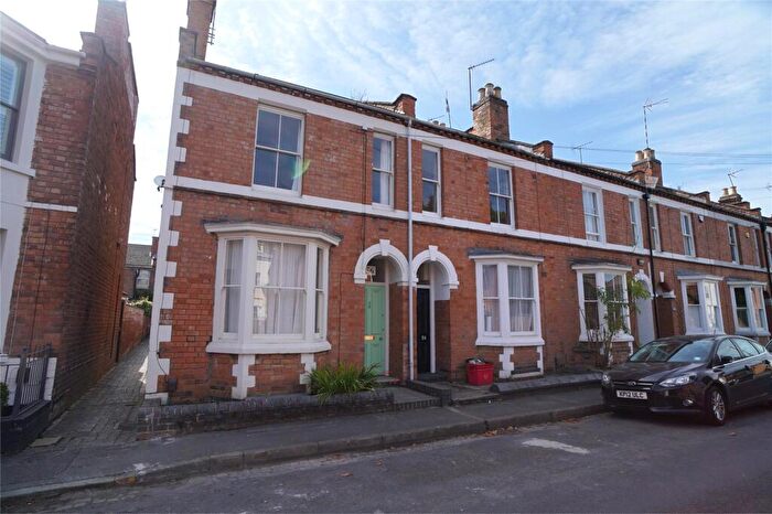 2 Bedroom End Of Terrace House To Rent In New Street, Leamington Spa, CV31