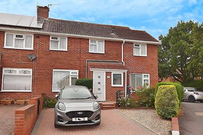 3 Bedroom End Of Terrace House For Sale In Perceval Road, Exeter, EX4