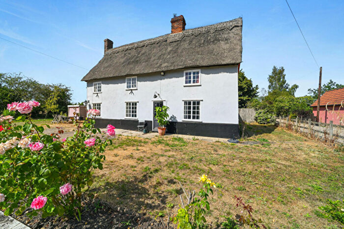 3 Bedroom Detached House For Sale In Church Lane, Woodbridge, IP13