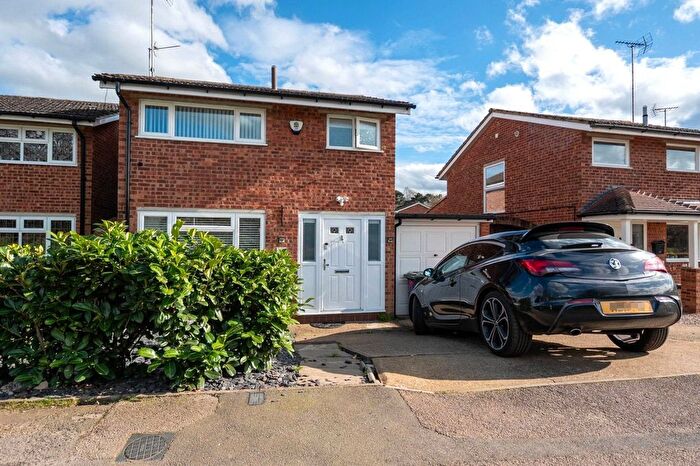 3 Bedroom Detached House For Sale In Linslade Road, Heath And Reach, Leighton Buzzard, Bedfordshire, LU7