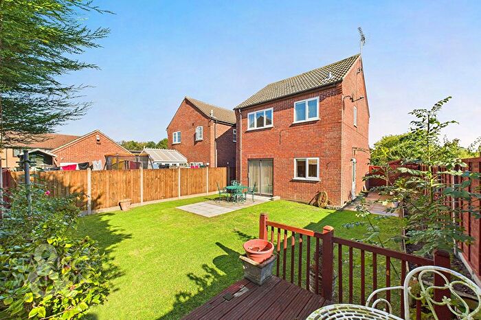 3 Bedroom Detached House For Sale In Highview Close, Blofield, Norwich, NR13