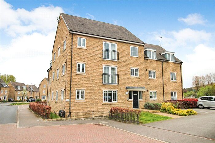 2 Bedroom Flat For Sale In Garnetts Grove, Otley, West Yorkshire, LS21