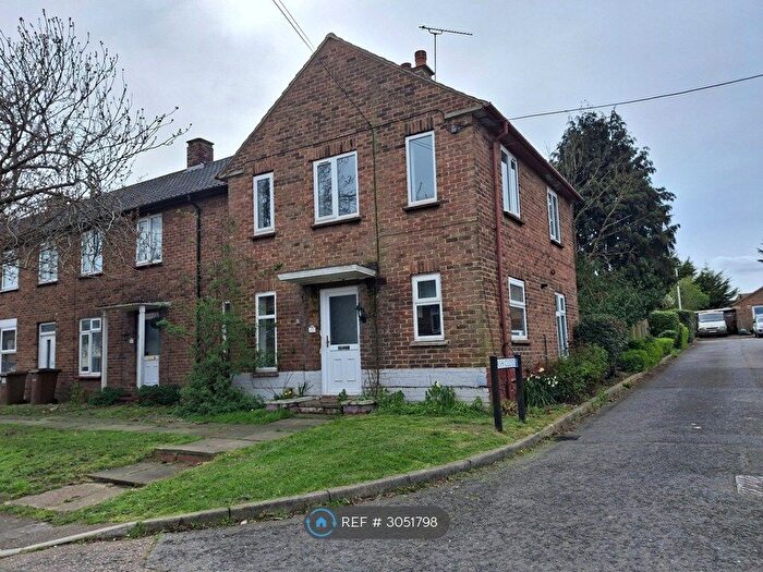 2 Bedroom End Of Terrace House To Rent In Goudhurst Road, Gillingham, ME8