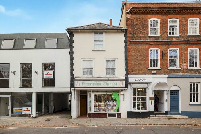 3 Bedroom Apartment To Rent In St. Andrew Street, Hertford, SG14