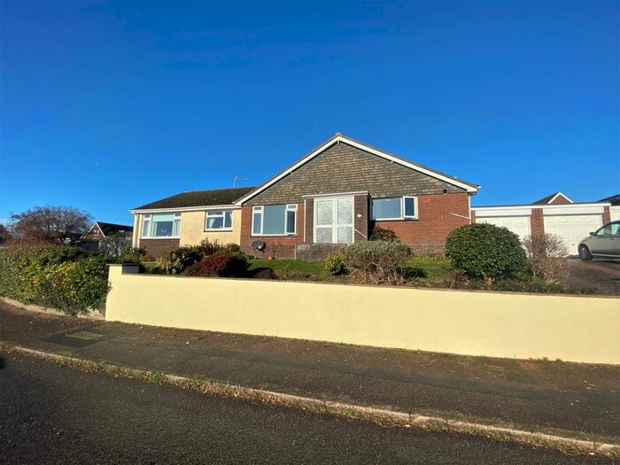 3 Bedroom Semi-Detached Bungalow To Rent In Kennaway Road, Ottery St. Mary EX11