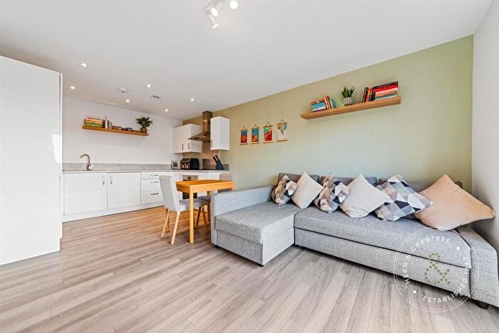 1 Bedroom Flat To Rent In The Boulevard, Canton, Cardiff, CF11