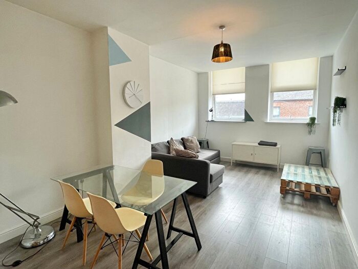 1 Bedroom Flat To Rent In Kirkgate, Leeds, LS2