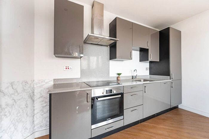 1 Bedroom Flat To Rent In Neasden Lane, Neasden, London, NW10