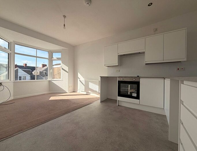 1 Bedroom Flat To Rent In John Street, Porthcawl, CF36