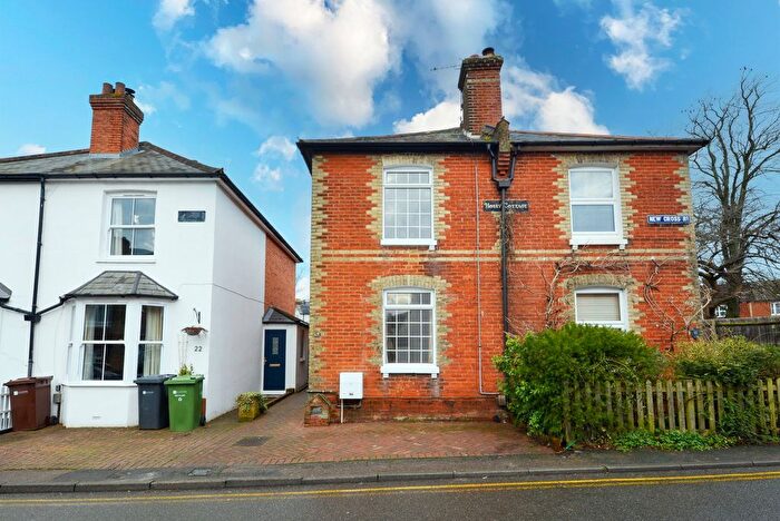 4 Bedroom Semi Detached House To Rent In New Cross Road, Guildford, GU2