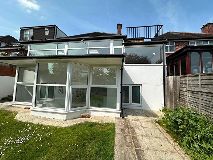 2 Bedroom Flat To Rent In Bengeworth Road, Harrow, Greater London, HA1