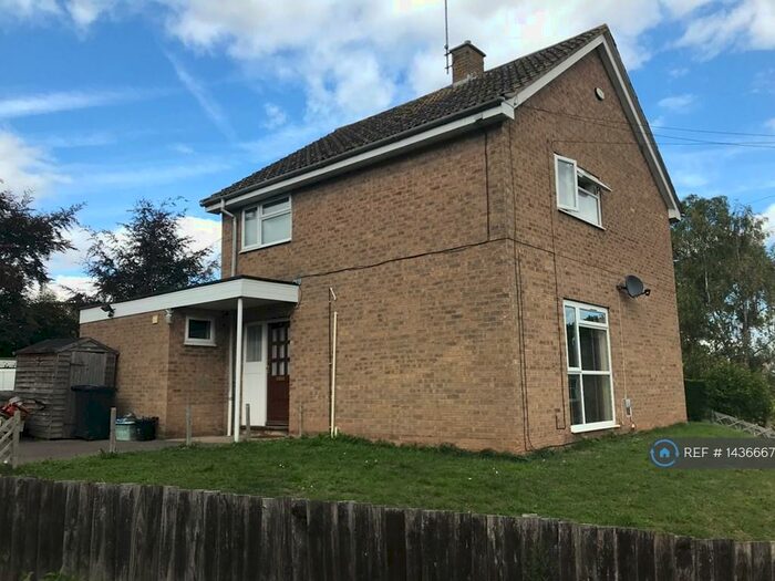 4 Bedroom Detached House To Rent In Beeches Road, Newnham On Severn, GL14