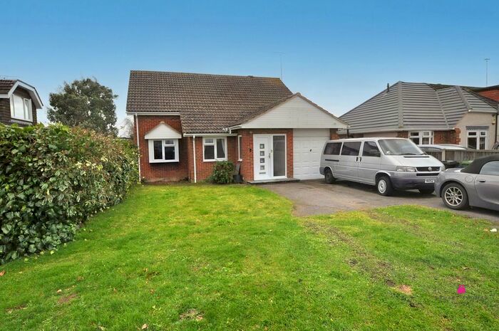 3 Bedroom Detached Bungalow To Rent In Mill Road, Billericay, CM11