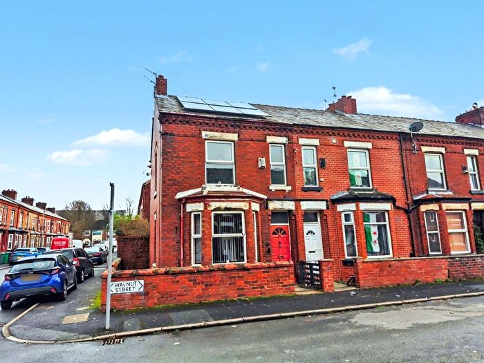 2 Bedroom End Terrace House For Sale In Walnut Street, Manchester, Greater Manchester, M18