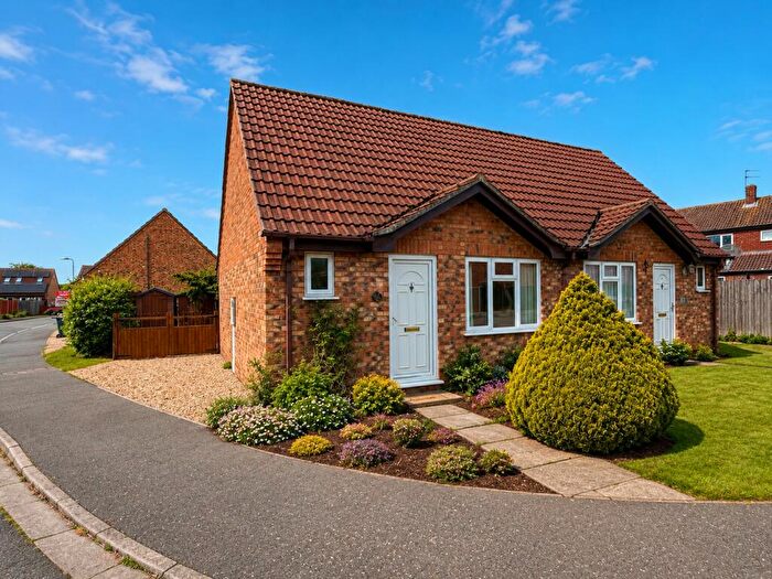 2 Bedroom Semi-Detached House For Sale In Maple Drive, Bassingham, LN5