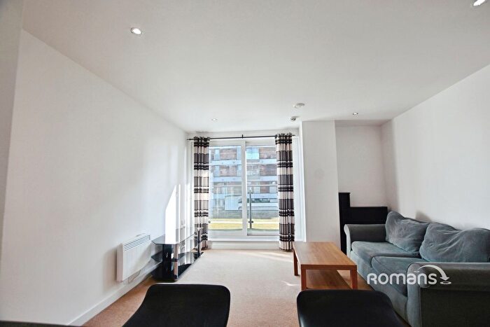 2 Bedroom Property To Rent In High Street, Uxbridge, UB8