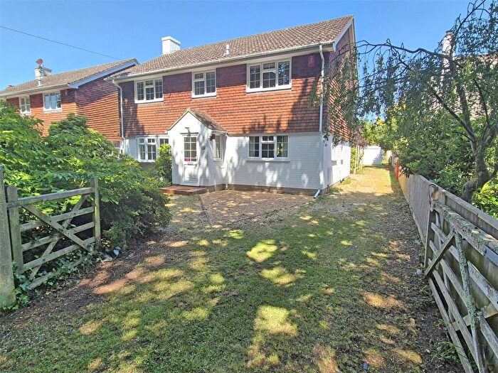 4 Bedroom Detached House For Sale In Sky End Lane, Hordle, Lymington, Hampshire, SO41