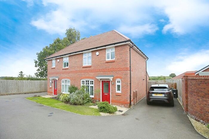 3 Bedroom Semi-Detached House For Sale In Ribbon Avenue, Ansley Village, Nuneaton, CV10