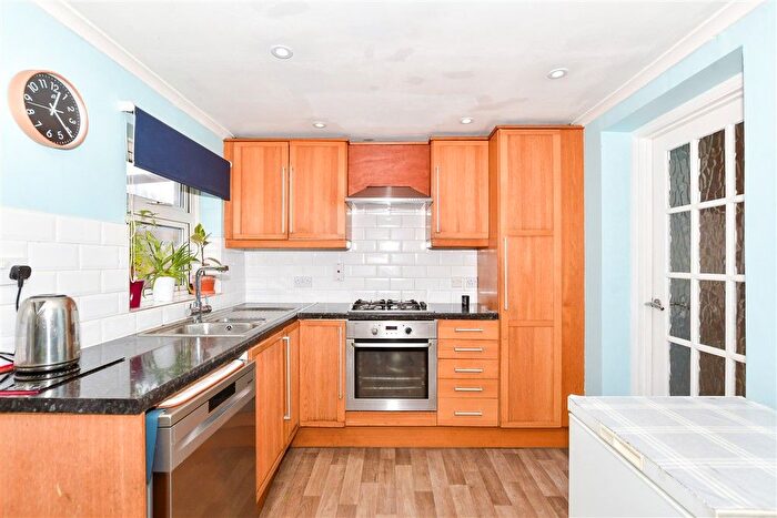 3 Bedroom Terraced House For Sale In Beaumont Road, Maidstone, Kent, ME16