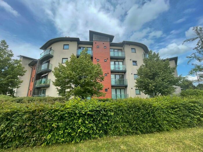 2 Bedroom Apartment To Rent In Marlborough Park, Old Town, SN3