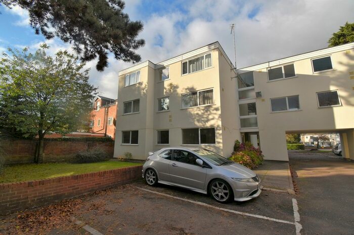 2 Bedroom Terraced House To Rent In Flat Anfield Court, Russell Terrace, Leamington Spa, CV31