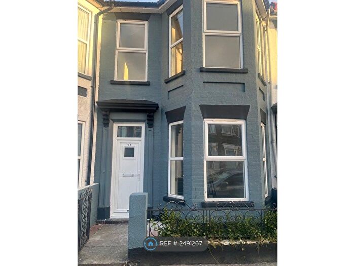 3 Bedroom Terraced House To Rent In Princes Road, Great Yarmouth, NR30