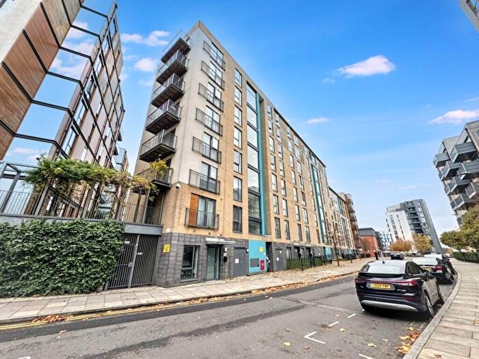 1 Bedroom Flat For Sale In Charcot Road, Crawford Court, NW9
