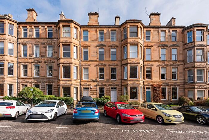 3 Bedroom Flat For Sale In / Woodburn Terrace, Morningside, Edinburgh, EH10