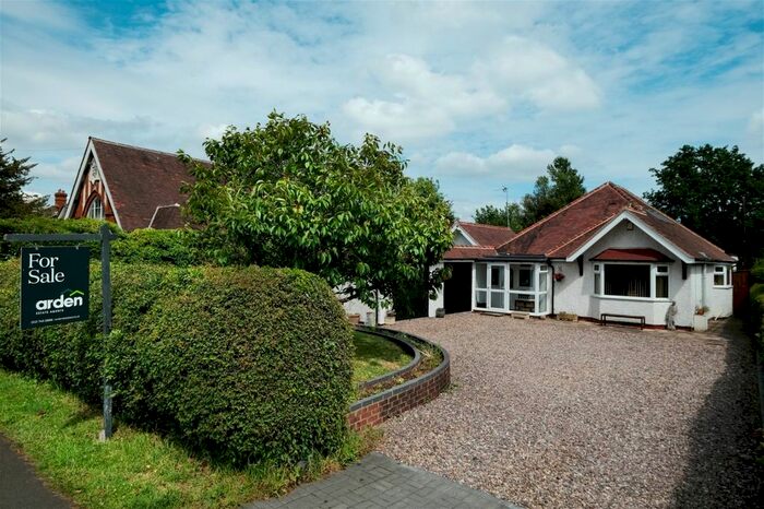 4 Bedroom Bungalow For Sale In Alcester Road, Wythall, Birmingham, B47