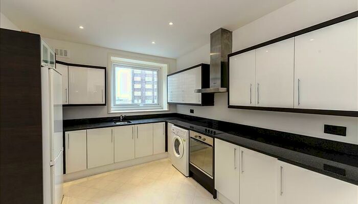 4 Bedroom Apartment To Rent In Strathmore Court, St Johns Wood, NW8