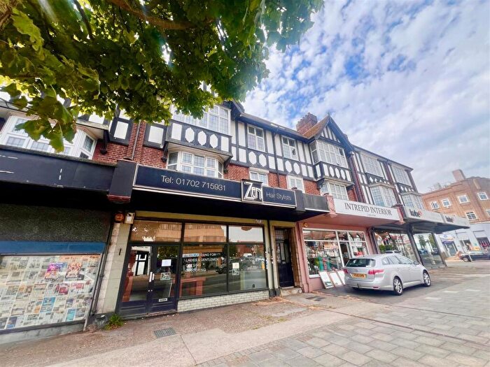 2 Bedroom Flat To Rent In London Road, Leigh On Sea, Essex, SS9