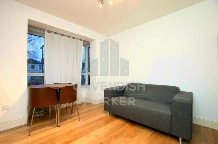 Flat To Rent In Bride Street, Islington, London, N7