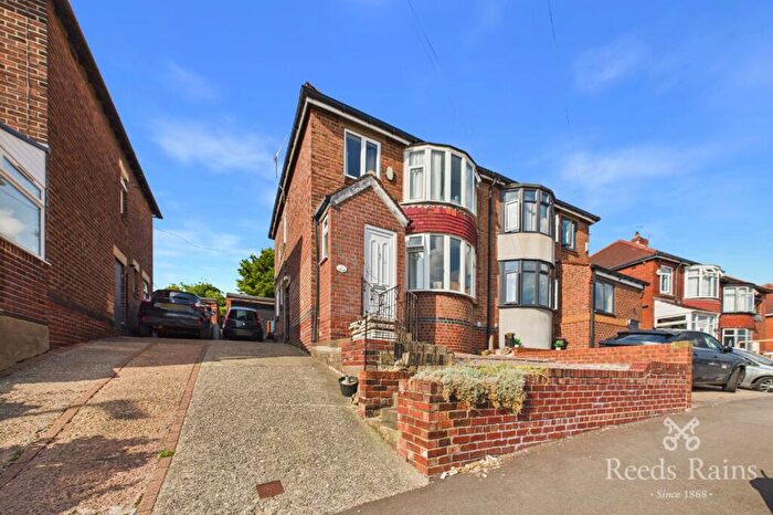3 Bedroom Semi-Detached House For Sale In Lyminster Road, Sheffield, S6