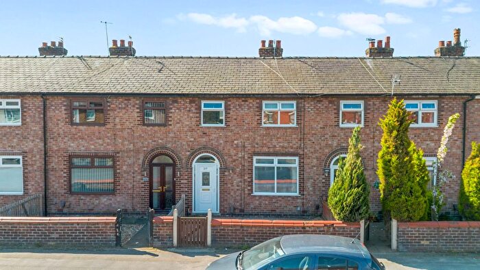 3 Bedroom Terraced House For Sale In Thelwall Lane, Warrington, WA4
