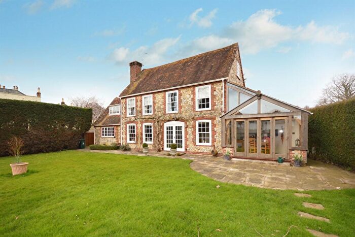 4 Bedroom Detached House To Rent In Funtington, Chichester, PO18
