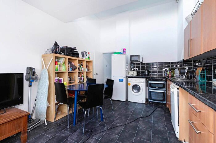 3 Bedroom Flat To Rent In Sherriff Road, London, NW6