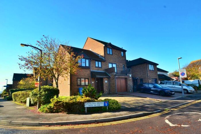 3 Bedroom End Of Terrace House To Rent In Baiter Park, BH15