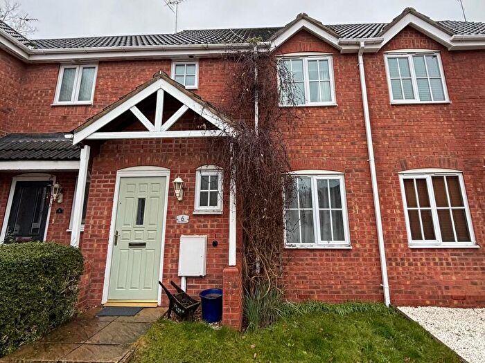 3 Bedroom Terraced House To Rent In Youngs Close, Coddington, NG24