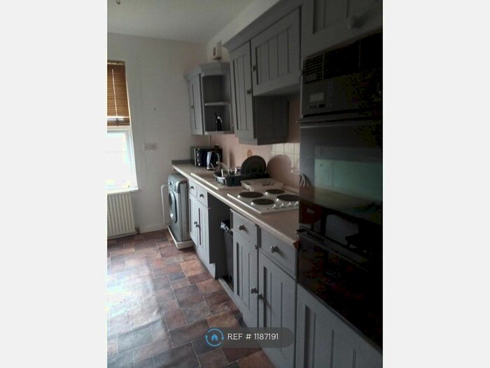 1 Bedroom Flat To Rent In St James, Exeter, EX4