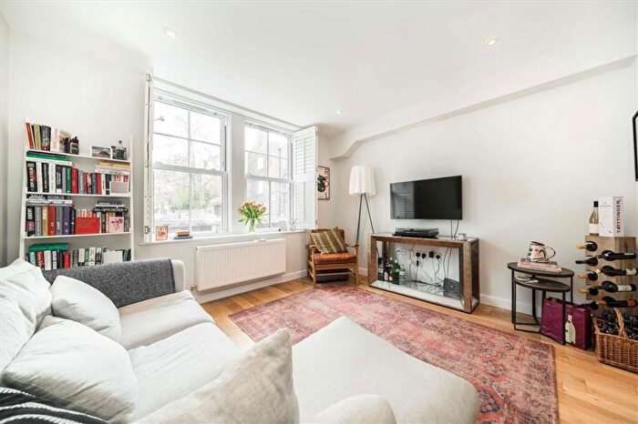 1 Bedroom Flat For Sale In De Laune Street, Kennington, SE17