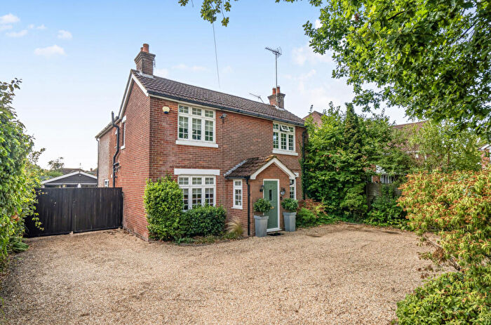 4 Bedroom Detached House For Sale In Botley Road, Horton Heath, Eastleigh, Hampshire, SO50