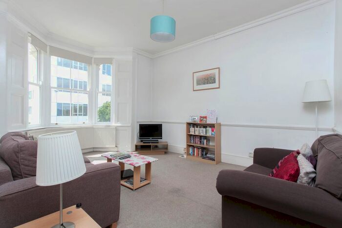 3 Bedroom Flat To Rent In Aubert Park, London, N5