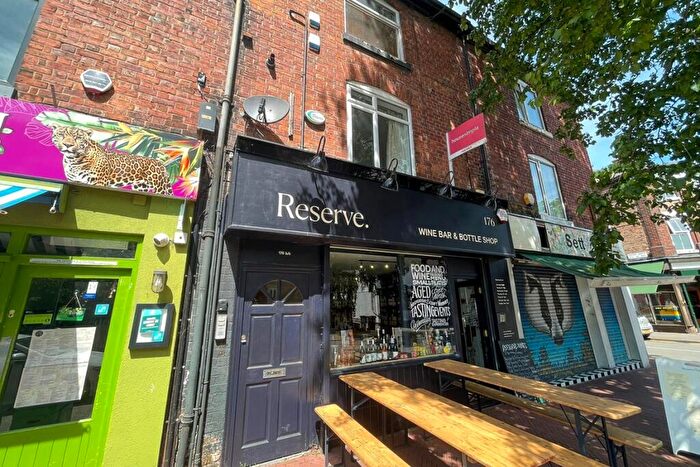 1 Bedroom Flat To Rent In Burton Road, West Didsbury, M20